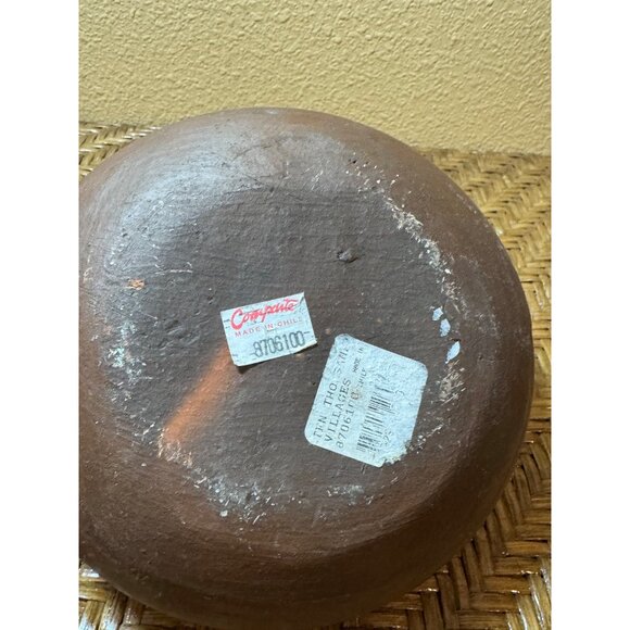 Vintage Red Pottery Handled Bowl - Picture 4 of 5